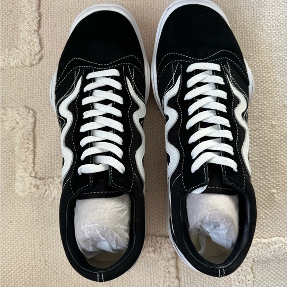 Limited Edition “Wavvy Baby Vans” - Picture 9 of 11